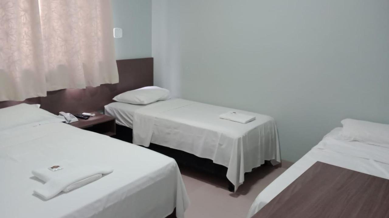Hotel Plaza Pontes E Lacerda Экстерьер фото
