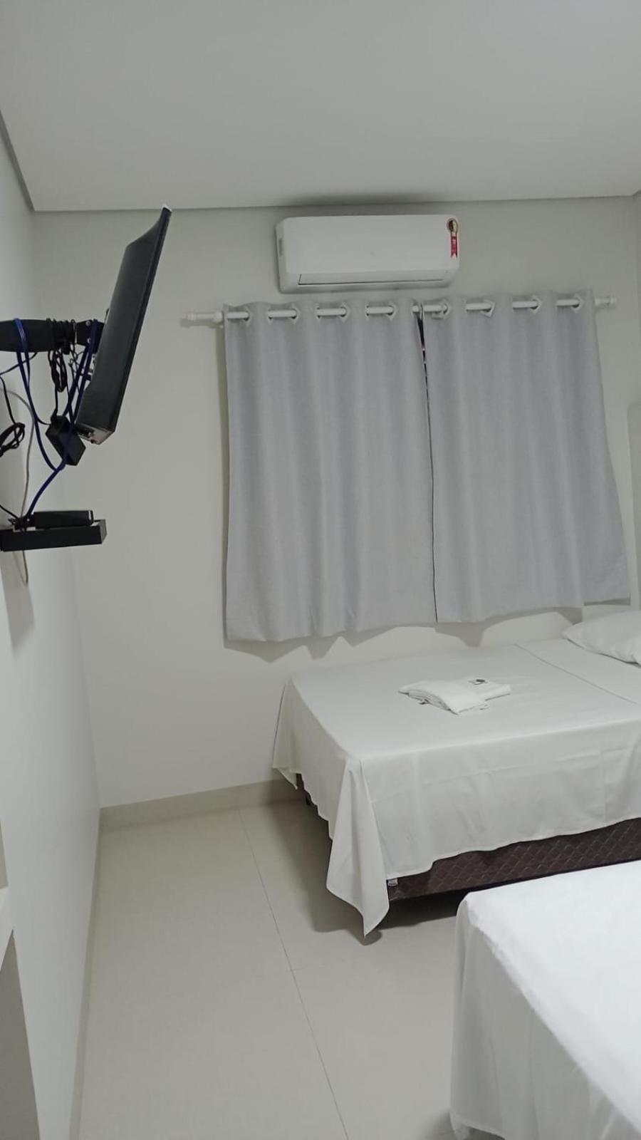 Hotel Plaza Pontes E Lacerda Экстерьер фото